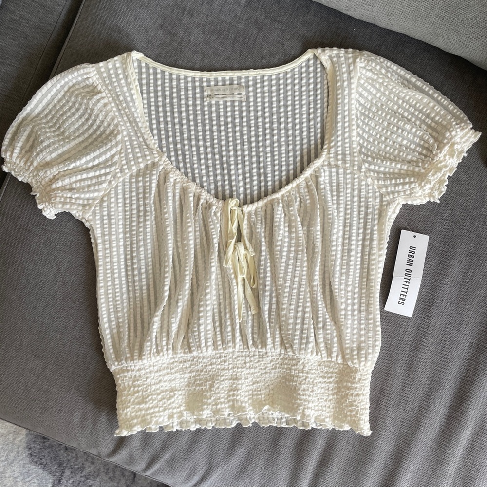 Urban Outfitters white/cream bouncy sheer top size S